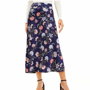 Classic Midi Skirt – Effortless Everyday Chic